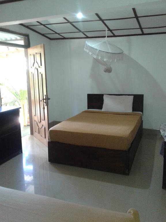 Sigiriya River Side Resort Buitenkant foto